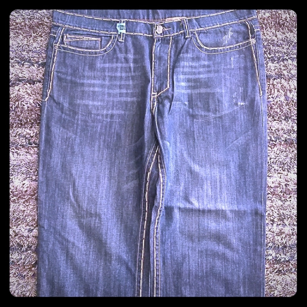 Distresses Denim Jeans